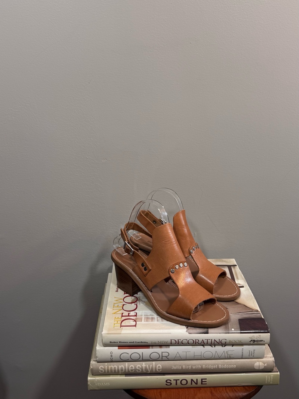Tan Leather Open-Toe Block Heel Sandals - Stylish Slingback